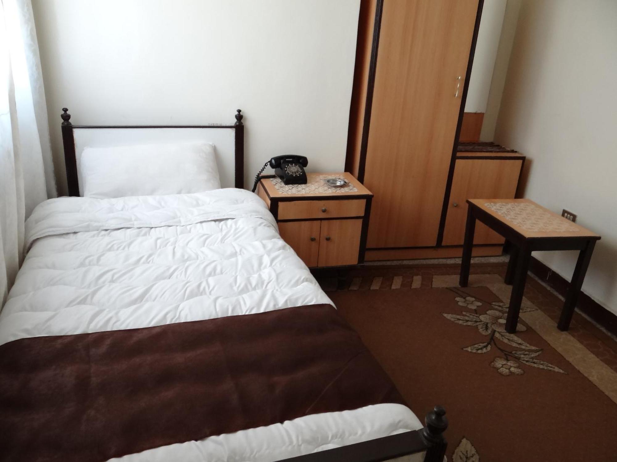 Hamoudah Hotel Amán Habitación foto